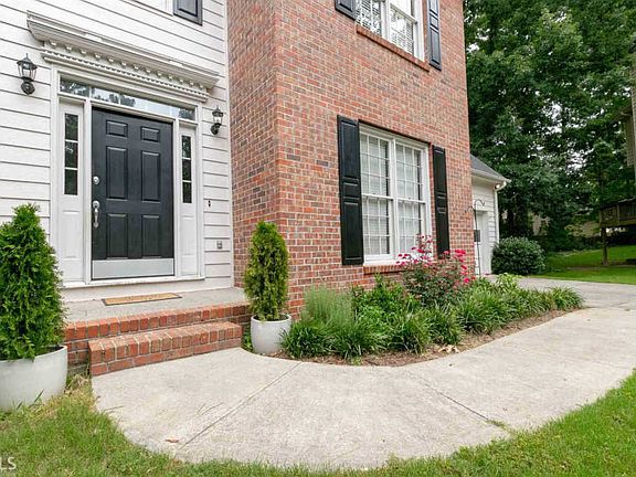 5th image of 174 Waterloch Ct
