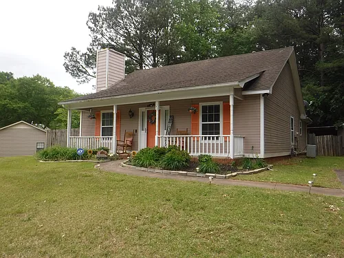 123 Gower Rd Photo 1