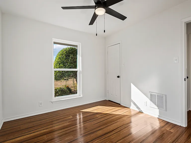 170 N Meadowbrook Dr — Photo 21