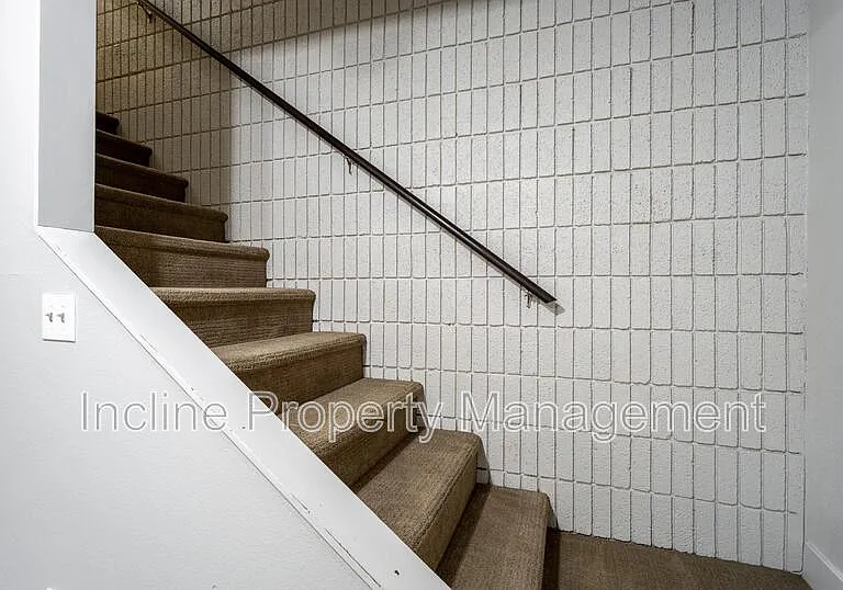 781 N Valley View Dr #16 — Photo 18