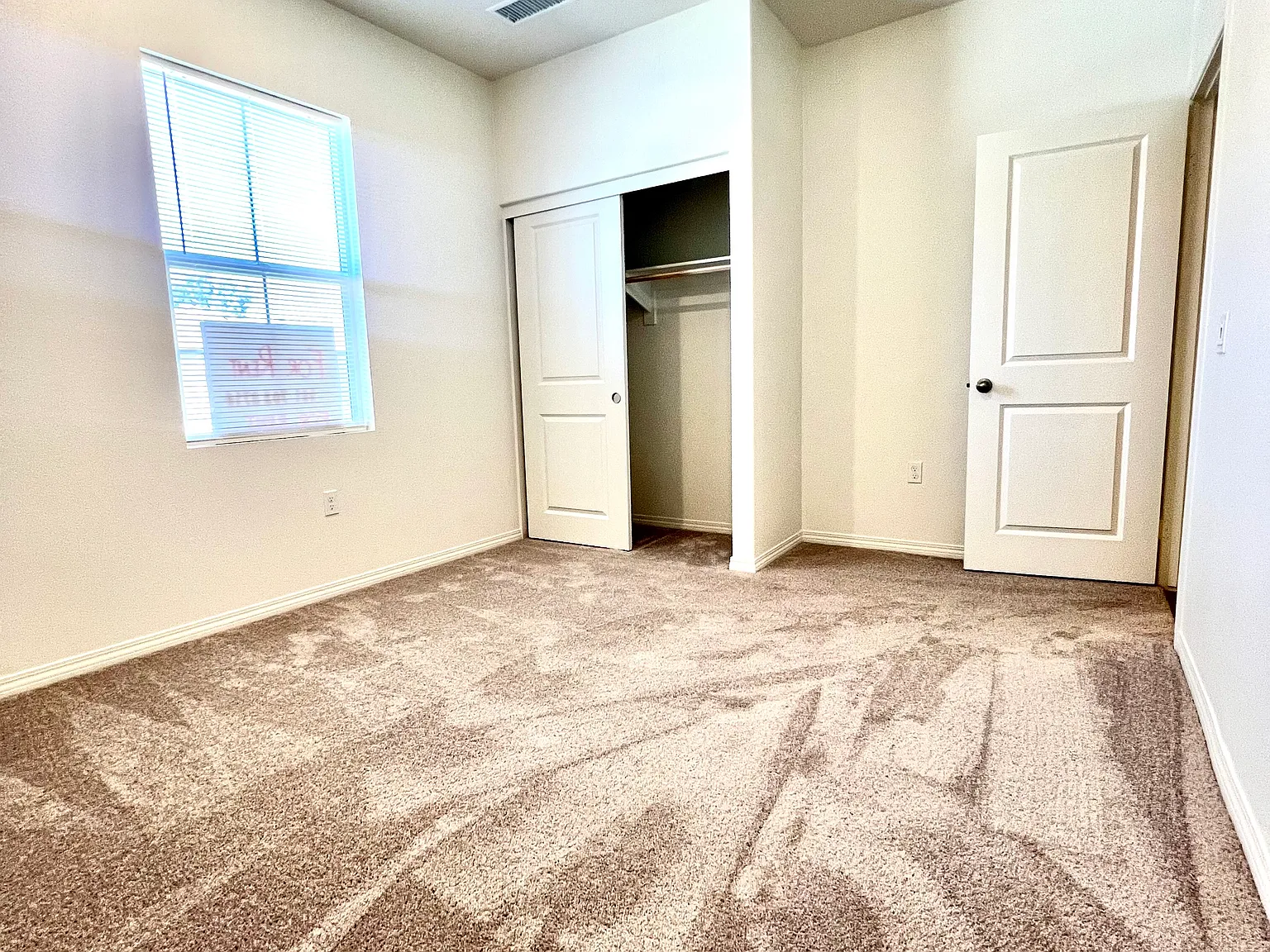 3 bed, 1618 sqft, $3,500 — Photo 3