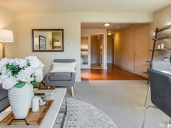 4th image of 7300 Woodlawn Ave NE APT 206