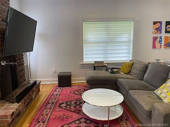 3rd image of 516 Minola Dr