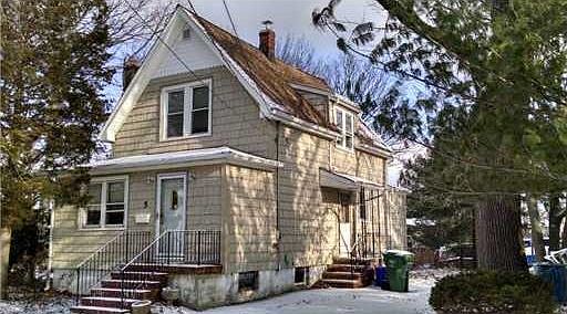 2nd image of 5 Sycamore Ave
