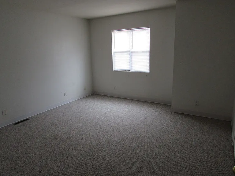 104 Viren Ln — Photo 12