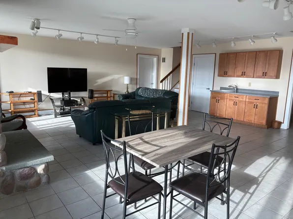 15 Nature Dr, Franconia, NH 03580