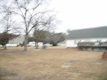 3rd image of 106 Oak Ln