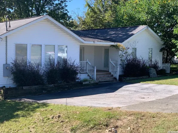 2179 Airport Rd, Hot Springs, AR 71913