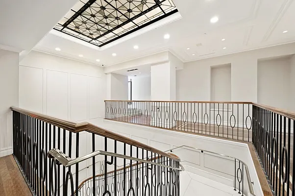 Rented by CitySites Real Estate Group | media 10