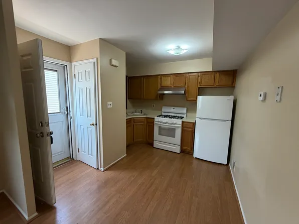 310 Bartlett Ave #1R, Staten Island, NY 10312