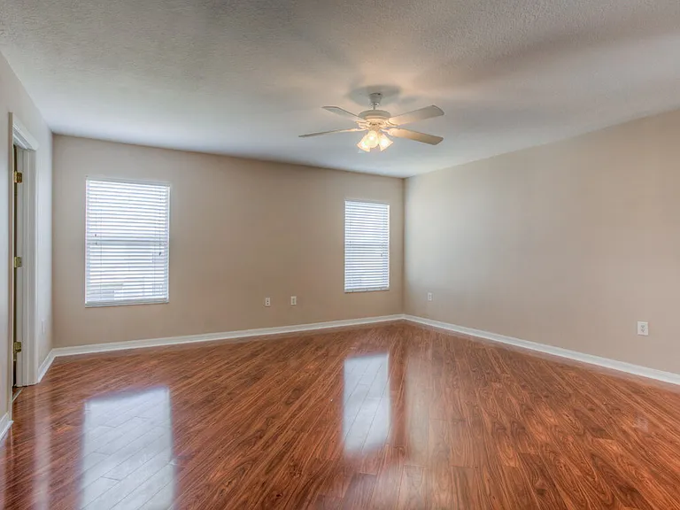12116 Tree Haven Ave — Photo 14