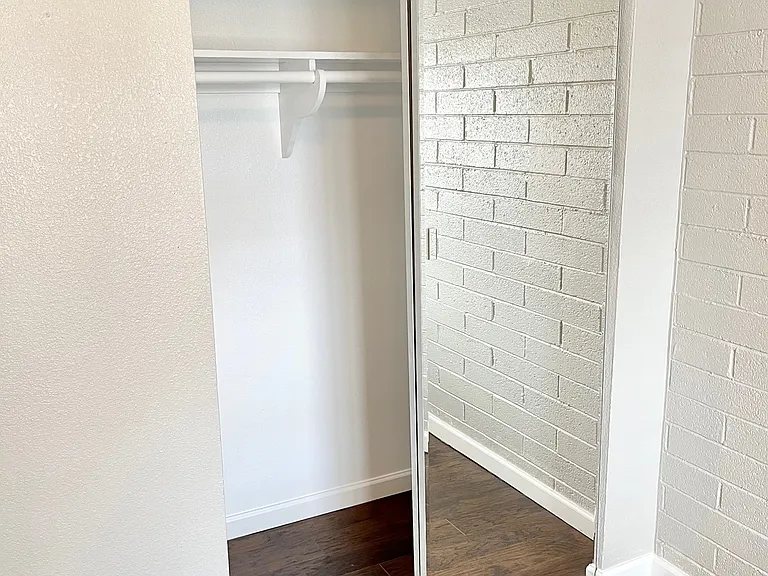 Melrose 36 Place — Photo 48
