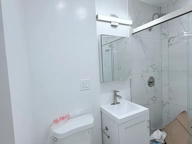 100 Myrtle St #8 — Photo 4