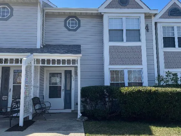 632 E Chancery Ln #4, Absecon, NJ 08205