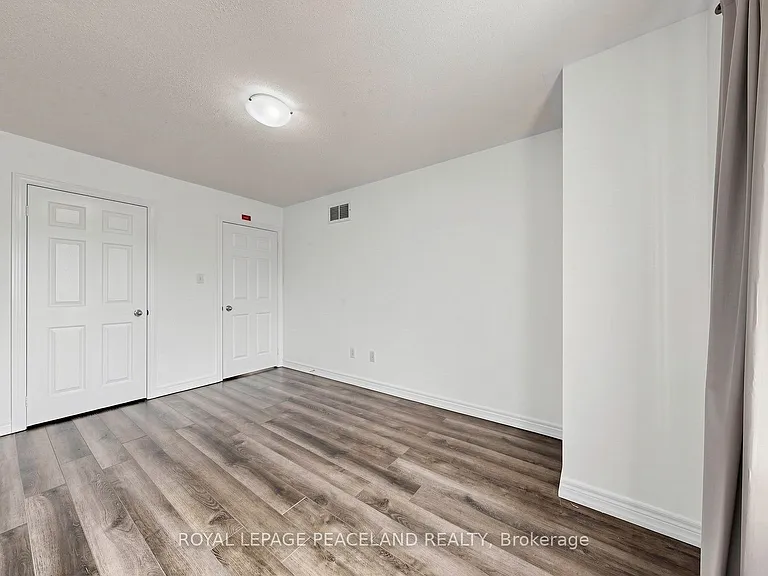 246 Farmstead Rd — Photo 34