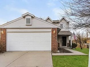 189 Southridge Ln, Westfield, IN 46074