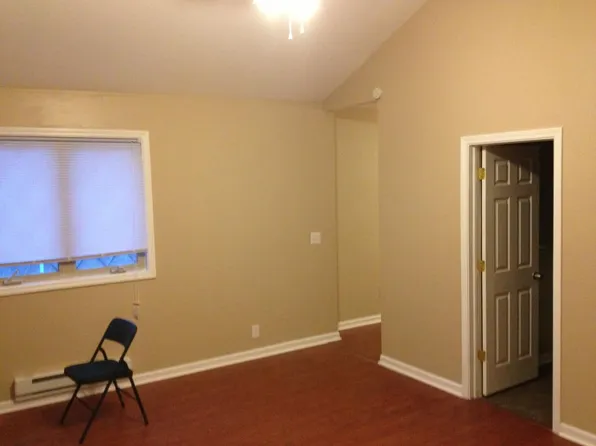 605 3rd St APT 8, Niagara Falls, NY 14301