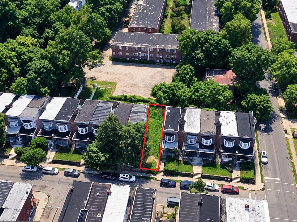 1st image of 610 E Locust Ave