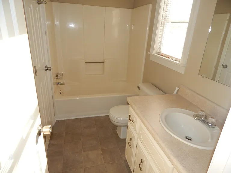 2846 Willow Wood Cir — Photo 17