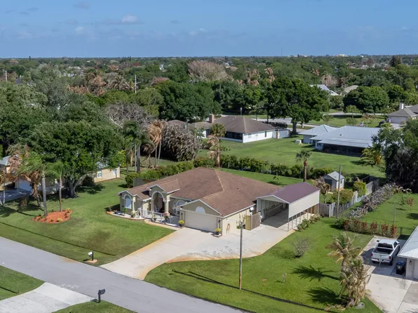 2025 SE Allamanda, Port St Lucie, FL 34952