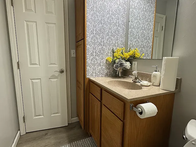 75 S Maiden St #2 — Photo 13