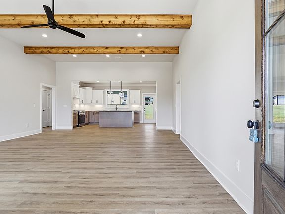 3rd image of 116 Mimosa Rd