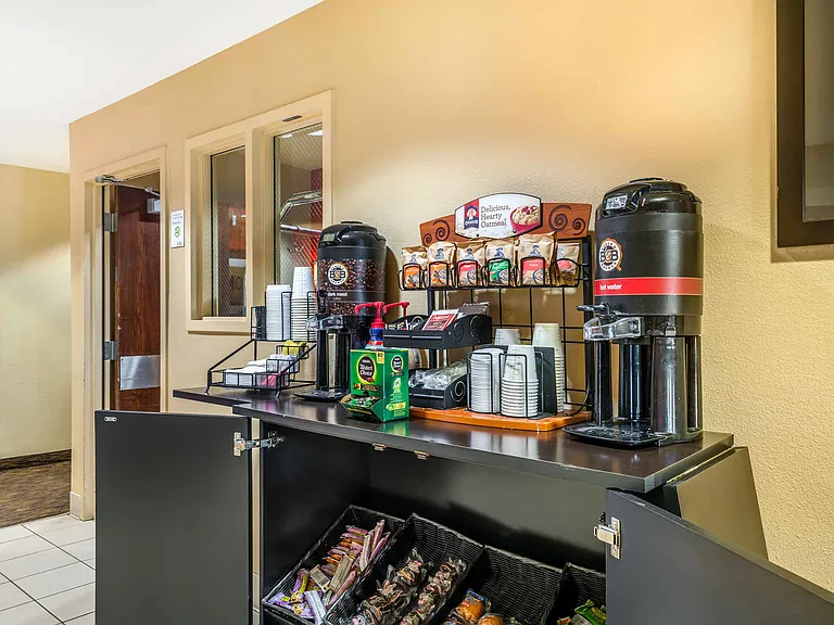 Free Grab-and-Go Breakfast