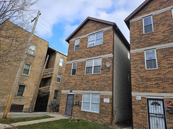 7915 S Phillips Ave, Chicago, IL 60649