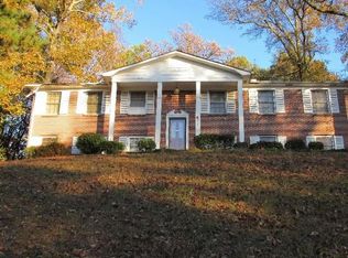 917 Ridgewood Cir, Birmingham, AL 35235