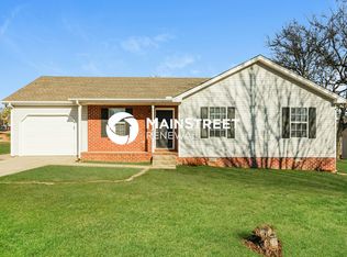 620 Cedar Bend Ln, La Vergne, TN 37086