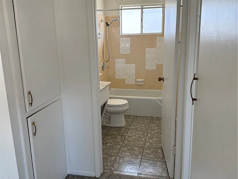 28906 W Worcester Rd — Photo 15