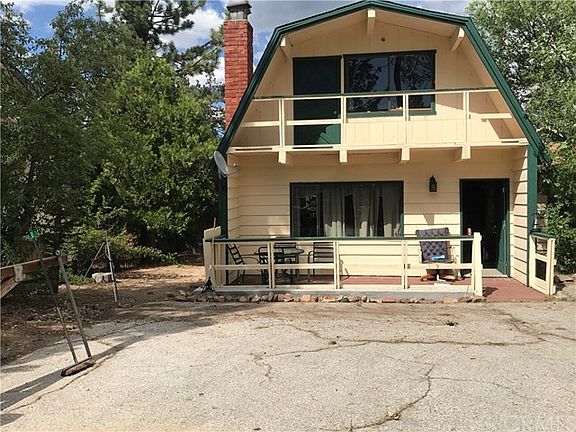 2nd image of 463 Shady Ln