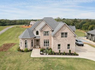 1870 Hickory Point Rd, Clarksville, TN 37043