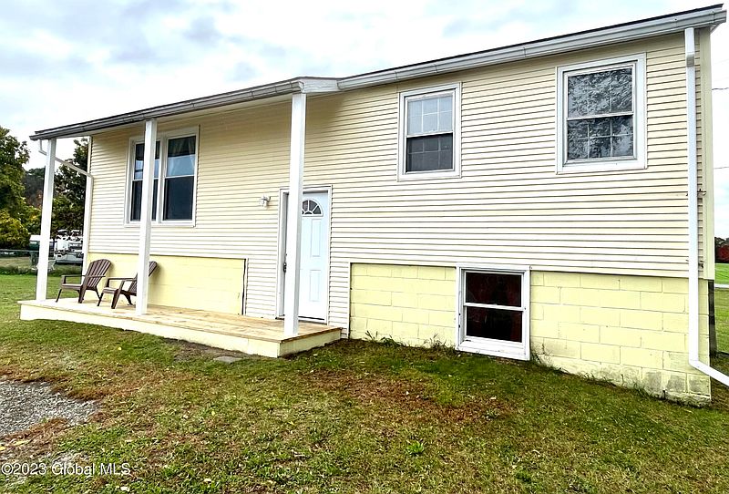 3rd image of 368 Thomson Road