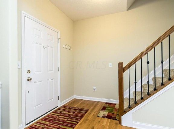 2nd image of 394 Hemhill Dr