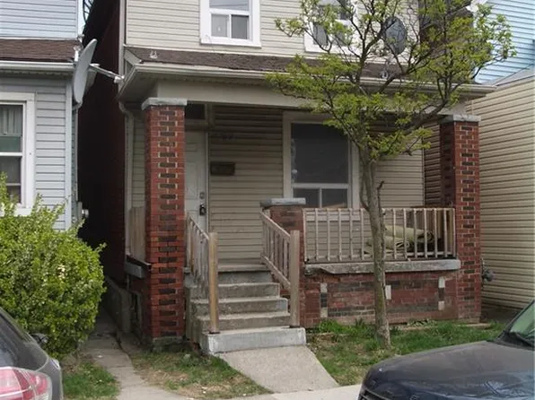 182 Sherman Ave N, Hamilton, ON L8L 6M9