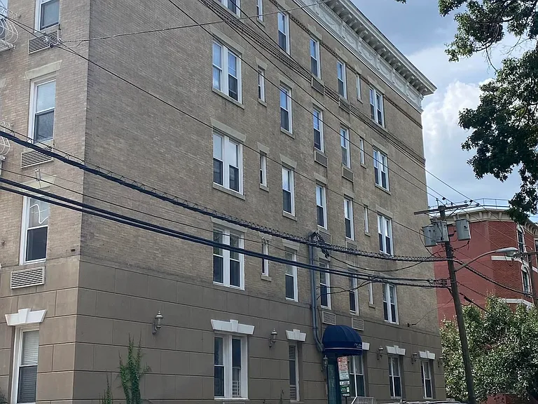 734 Adams St #5C — Photo 21