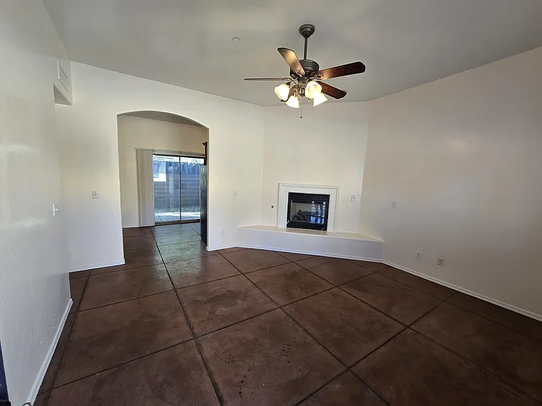 3331 E Bermuda St — Photo 19