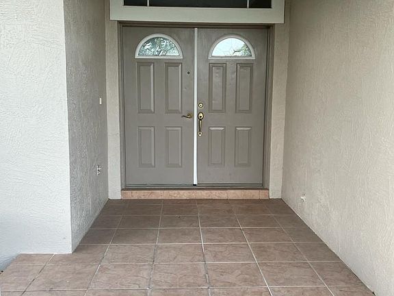 Double door entry