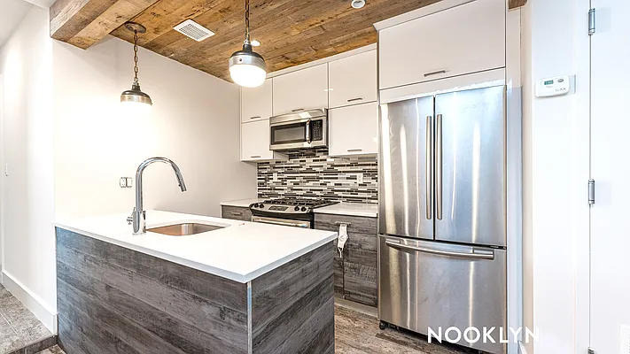 Rented by Nooklyn NYC LLC | media 13