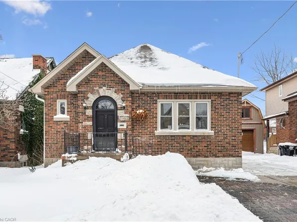 131 Mill St, Kitchener, ON N2M 3P7