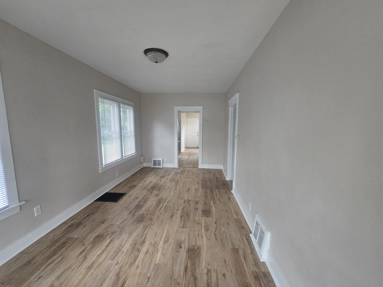 1210 Miner Street - 1 — Photo 3