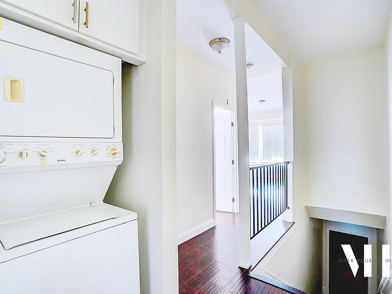 Washer & Dryer Included