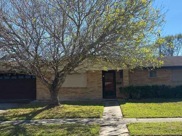 1310 Meadowlane Dr, Corpus Christi, TX 78412