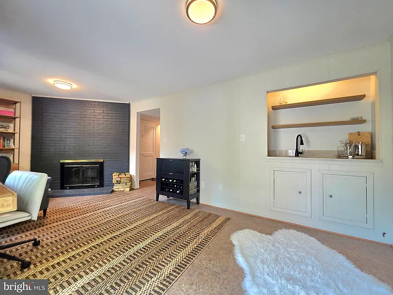2805 Balliett Ct — Photo 16
