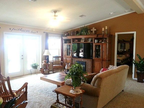 4th image of 502 N Buckboard Dr