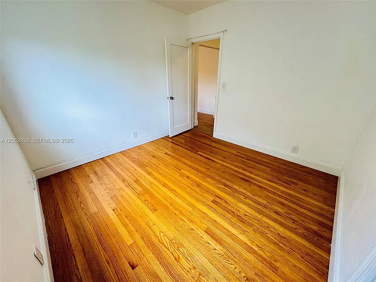 920 N 26th Ave #0 — Photo 6