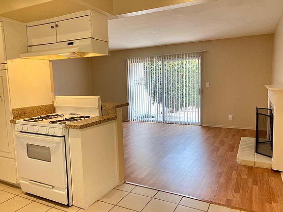 3rd image of 2501 Orange Ave