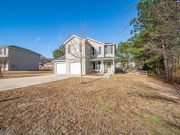2nd image of 390 Carolann Ct