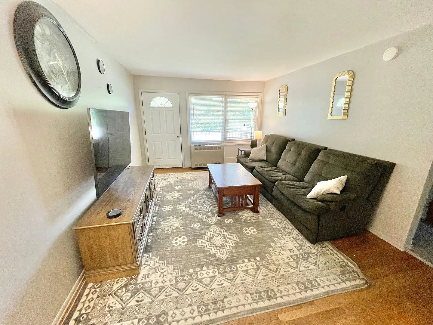 203 Harbor Rd — Photo 4